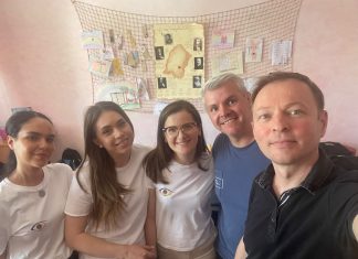 Grijă pentru ochii copiilor: Lions Club Iași Unity, alături de Lions Club EYEIS și Lions Club Iași D, în sprijinul sănătății vizuale la Liceul Waldorf Iași