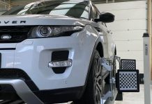 reglaj geometrie roți Iași la standul Cosmo Motors