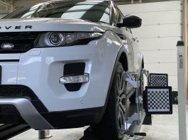 reglaj geometrie roți Iași la standul Cosmo Motors