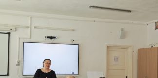 atelier despre cum aleg facultatea, cu absolvenți de liceu și un consilier în carieră